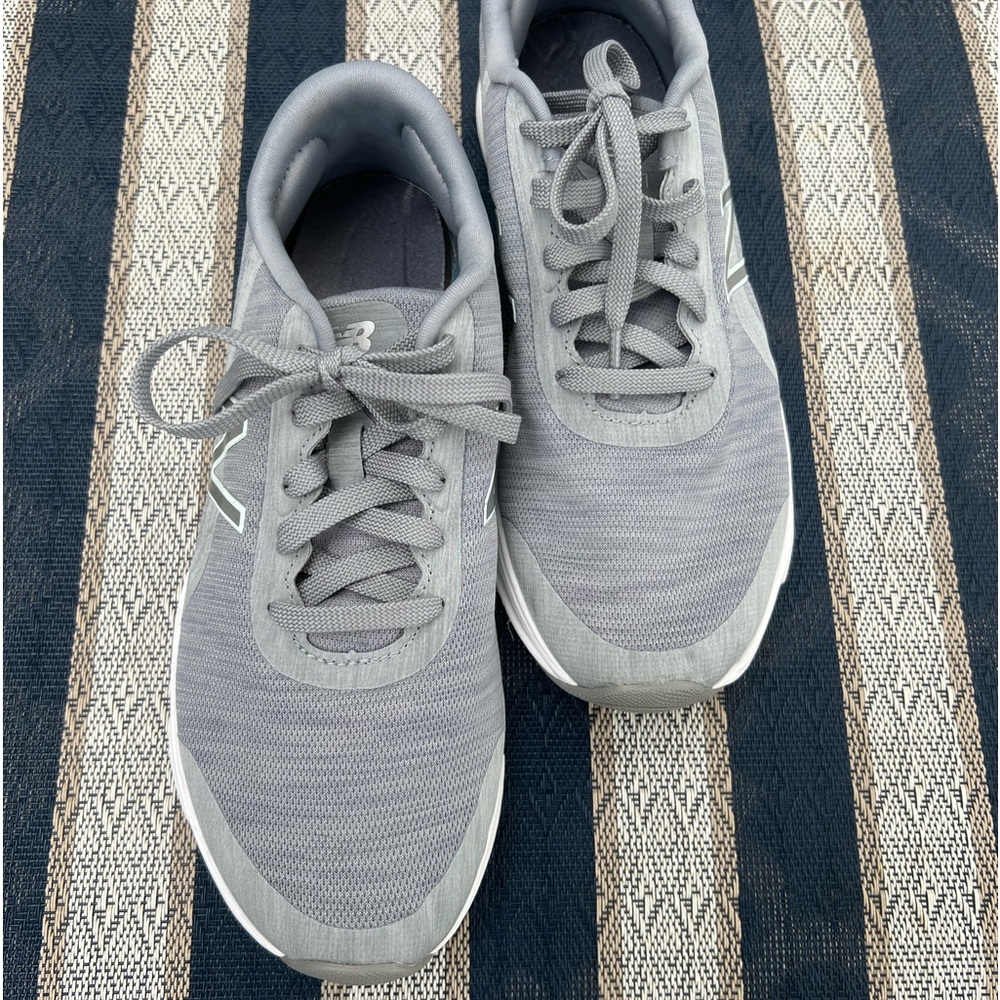 New Balance 6.5 women’s